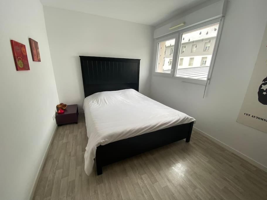 Appt T3 Cuisine Amenagee Et Equipee Acces Pmr Apartment